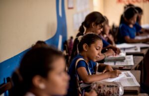 Aluna participante do Aceleração da Aprendizagem, projeto da Fundação Volkswagen com o Instituto Ayrton Senna