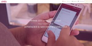 Tela da Plataforma Entusiasta, destacando artesã acessando o aplicativo de celular.